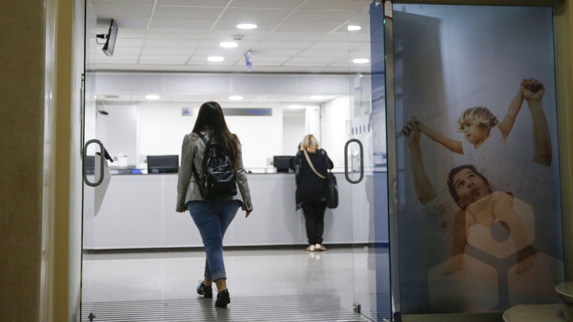 Oposición emplaza al Gobierno a impedir alza de precios en los planes de las isapres