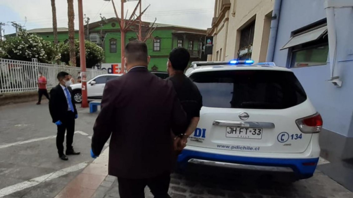 Detenidos dos sujetos acusados de robar varios locales comerciales en Antofagasta