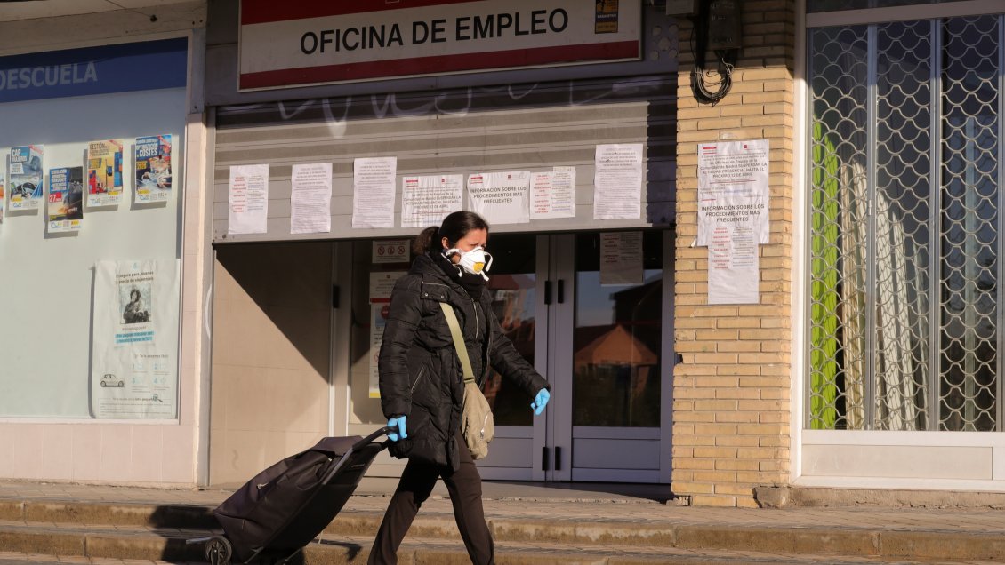 España calcula 900 mil empleos perdidos en sólo dos semanas por el coronavirus