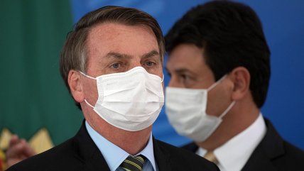   Coronavirus en Brasil: Mientras la aprobación de Bolsonaro baja, la del ministro de Salud sube 