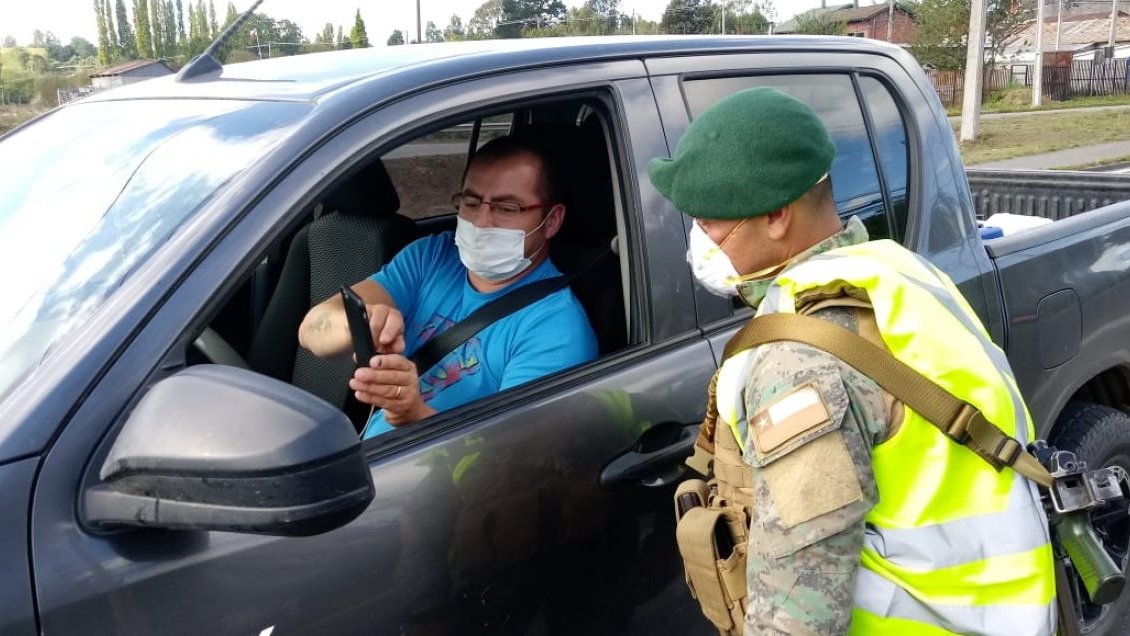 Militares fiscalizarán rutas para evitar traslados de turistas a Cobquecura, Pinto y Quillón