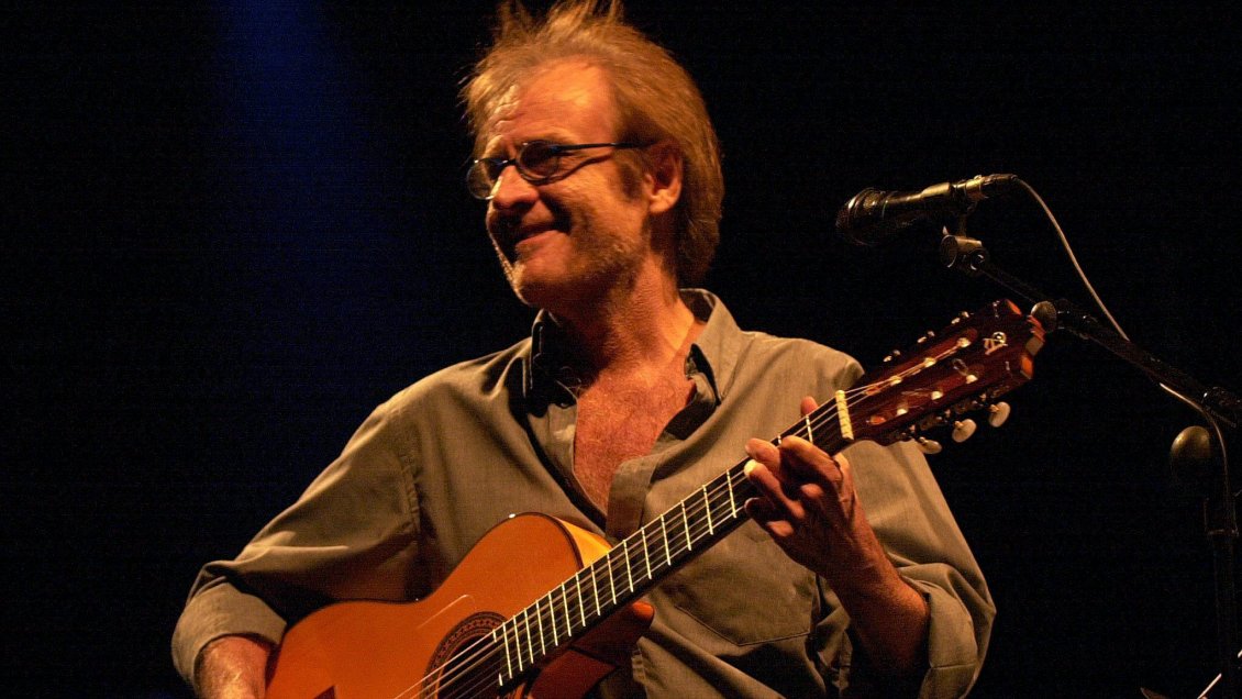 A los 76 años murió el cantautor español Luis Eduardo Aute