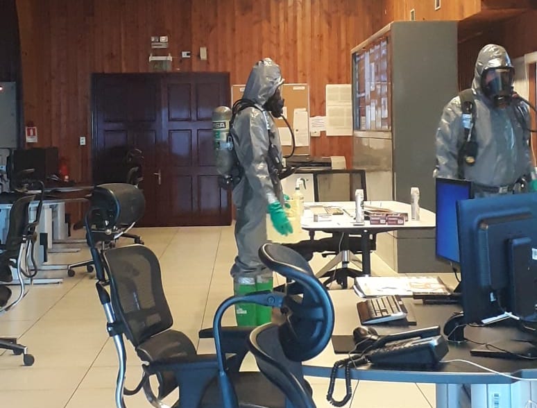 Sanitizan instalaciones del Observatorio Vulcanológico Andes del Sur en Temuco