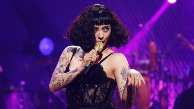 Mon Laferte realizará un concierto desde su casa