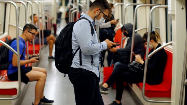 Minsal: Uso de mascarillas será obligatorio en todo el transporte público