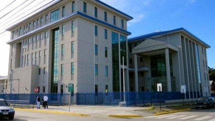 Tres personas fueron formalizadas por incumplir la cuarentena de Punta Arenas