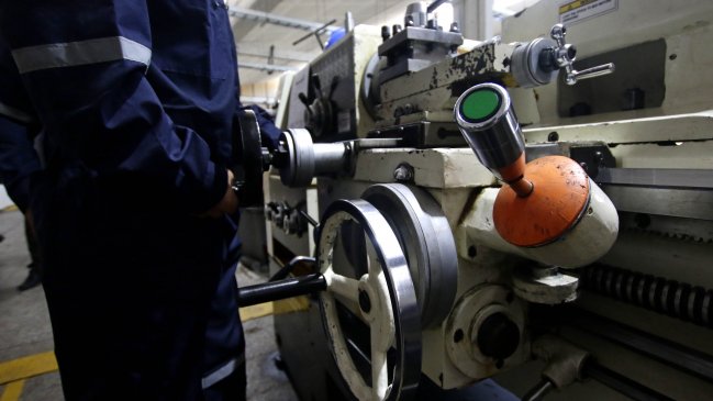 Ex ministros piden al Gobierno garantizar condiciones de financiamiento del sector productivo