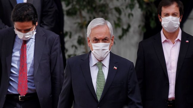 Presidente anuncia fondo por 2.000 millones de dólares para ayudar a trabajadores informales