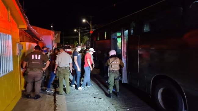 Carabineros cerró clandestino que vendía alcohol en Calama