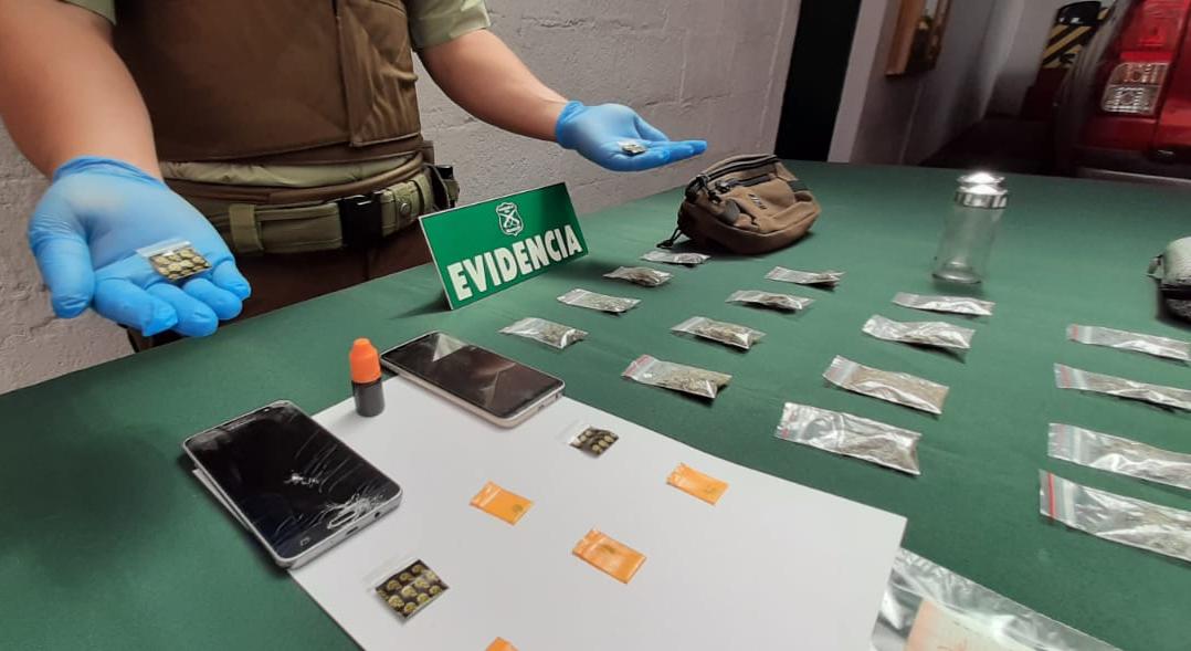 Carabineros detiene a sujeto acusado de vender drogas por redes sociales en Calama