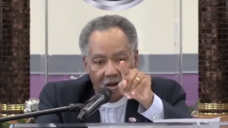 Pastor dijo que Dios era más grande que el Covid-19 y murió