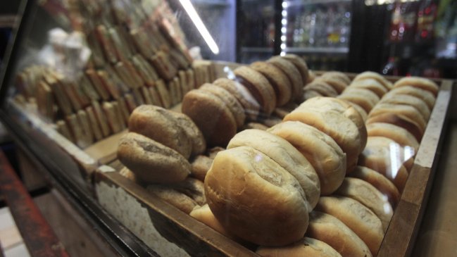 Intendente descarta desabastecimiento: Molineras siguen con producción de harina