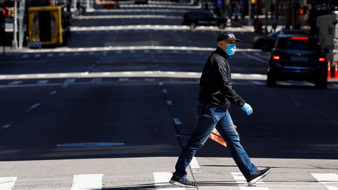 Nueva York obligará el uso de mascarilla en público para limitar los contagios