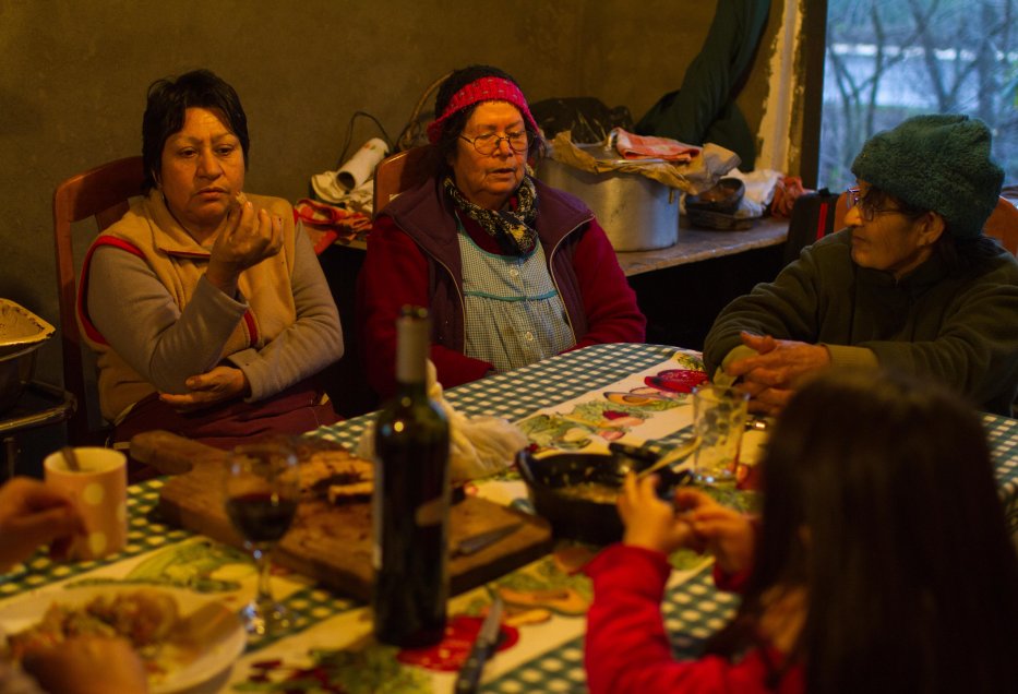 Lanzan libro ilustrado con relatos y recetas campesinas de Quinchamalí