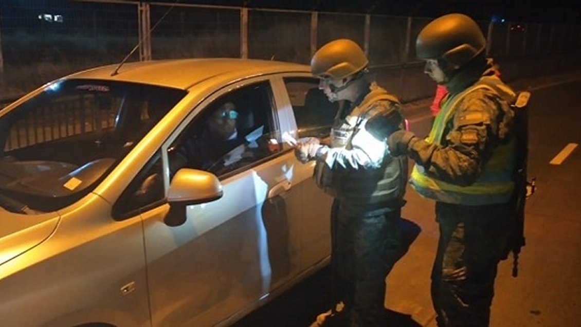 Formalizaron a militares por abandonar a ocho personas en el desierto
