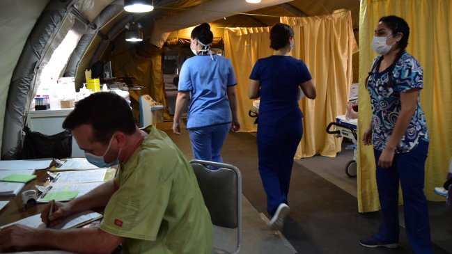 Instalan puesto de atención médica en el estacionamiento del hospital regional de Tarapacá