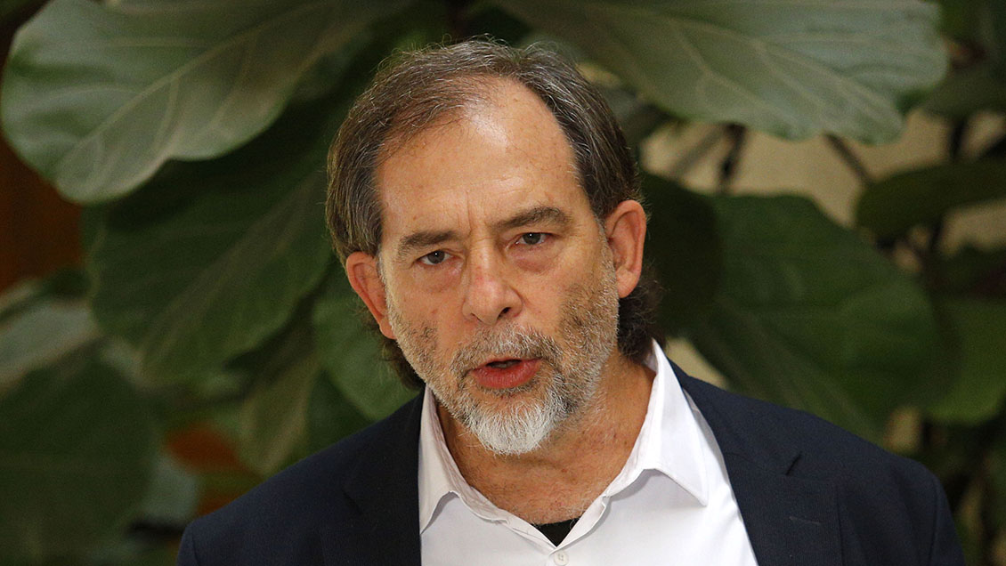 Girardi y reapertura de malls: El Gobierno está saboteando su propia estrategia