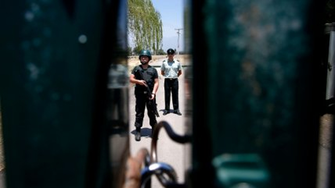 Trinchera para la impunidad: Piden investigar dilaciones de causas por DDHH en el Tribunal Constitucional