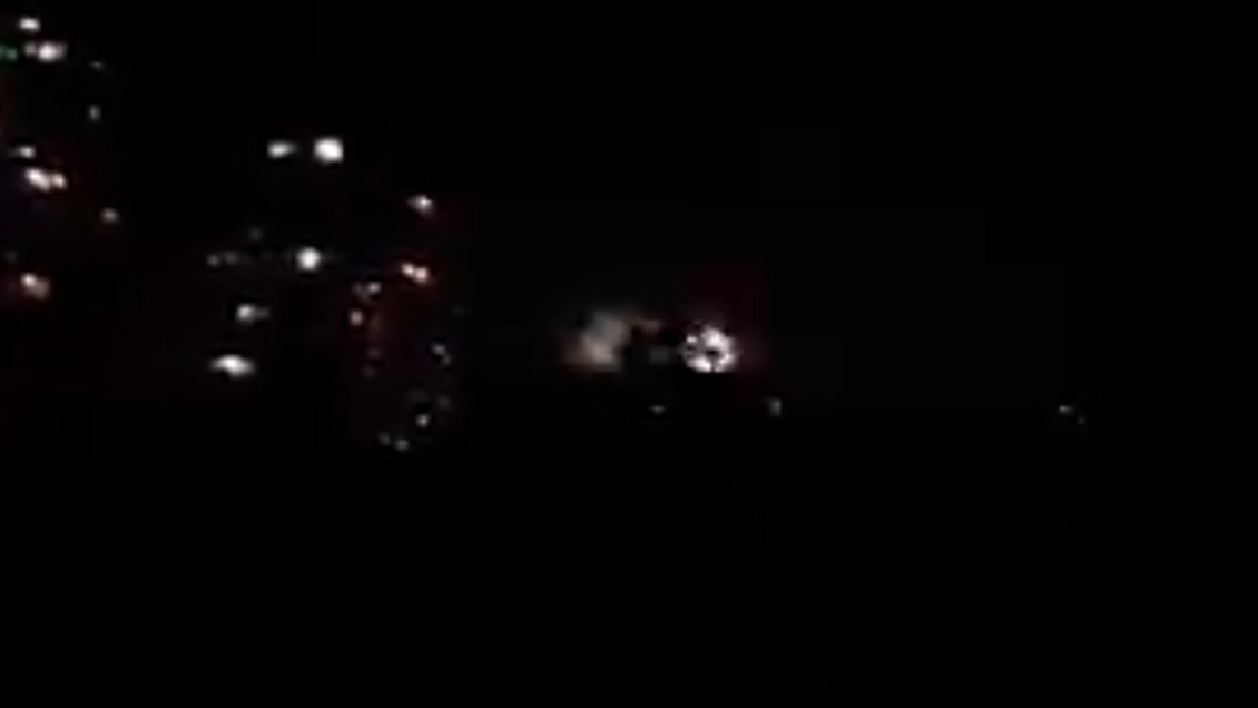 A la misma hora: Fuegos artificiales se reportaron en distintos puntos del país