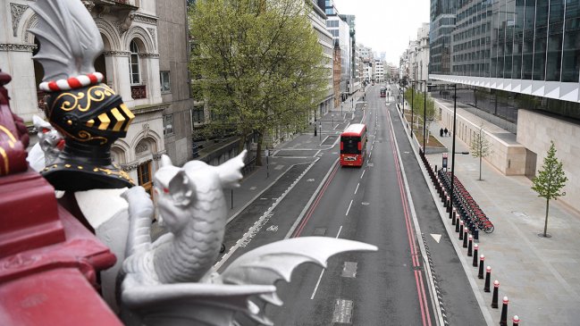 El Reino Unido registró 823 nuevos muertos por Covid-19 en un día