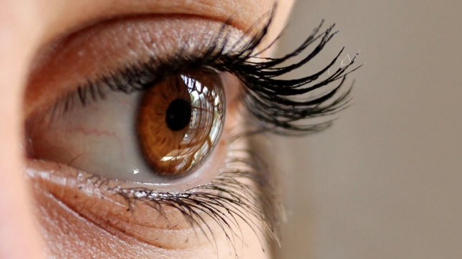 Confirman que el coronavirus está presente en las lágrimas