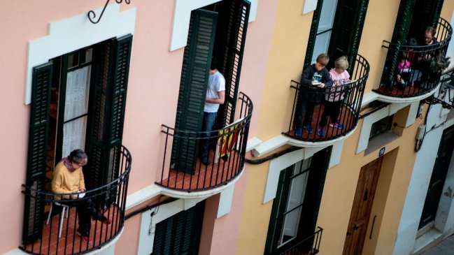 Estudiantes chilenos varados en España piden al Gobierno un vuelo humanitario