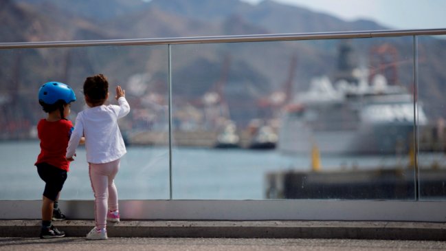 España permitió que niños salieran a las calles durante una hora en medio de la cuarentena