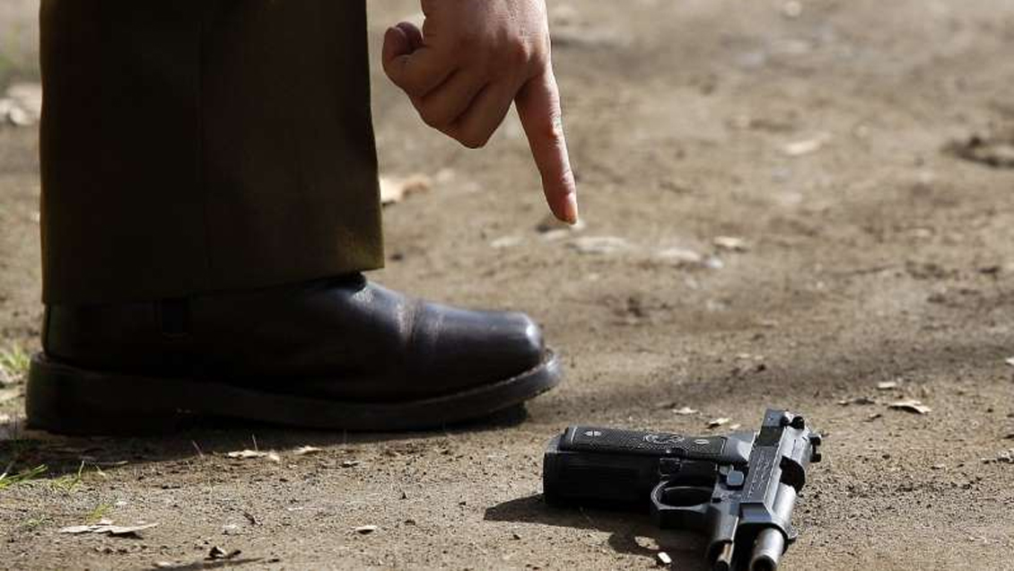 Detienen a pistolero en pleno toque de queda en Recoleta