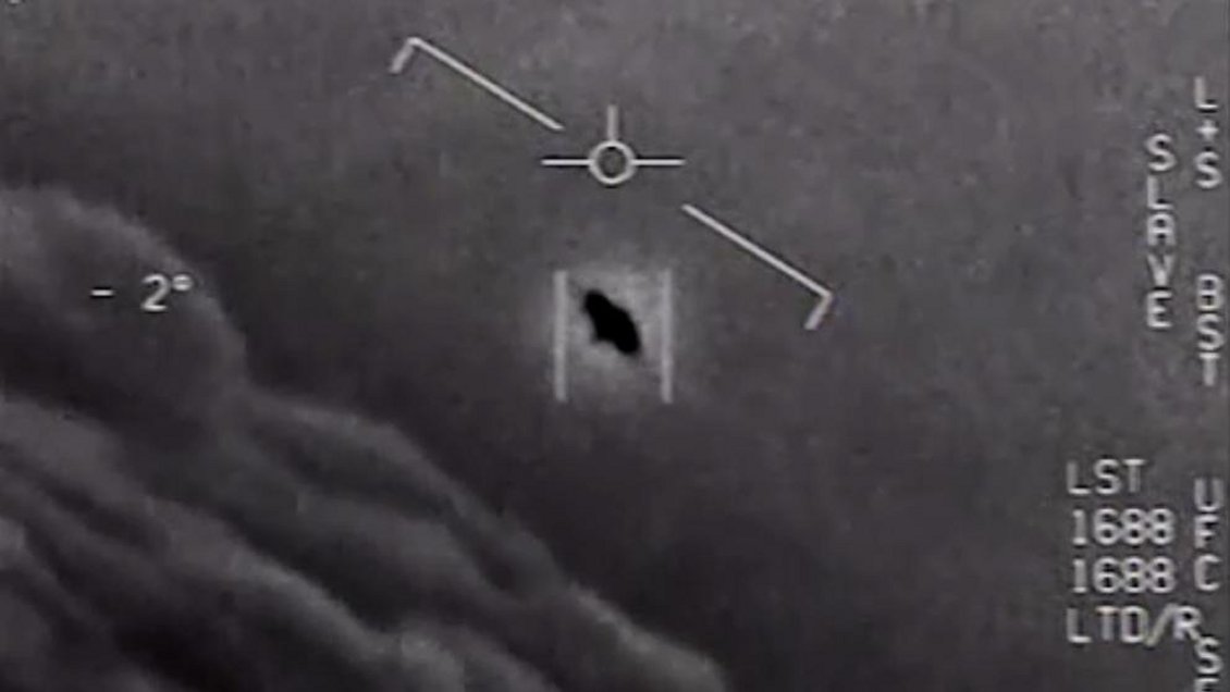 EE.UU. desclasificó los videos de tres avistamientos de ovnis