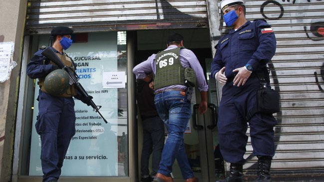 Un herido dejó asalto a mano armada en caja de compensación en Viña del Mar