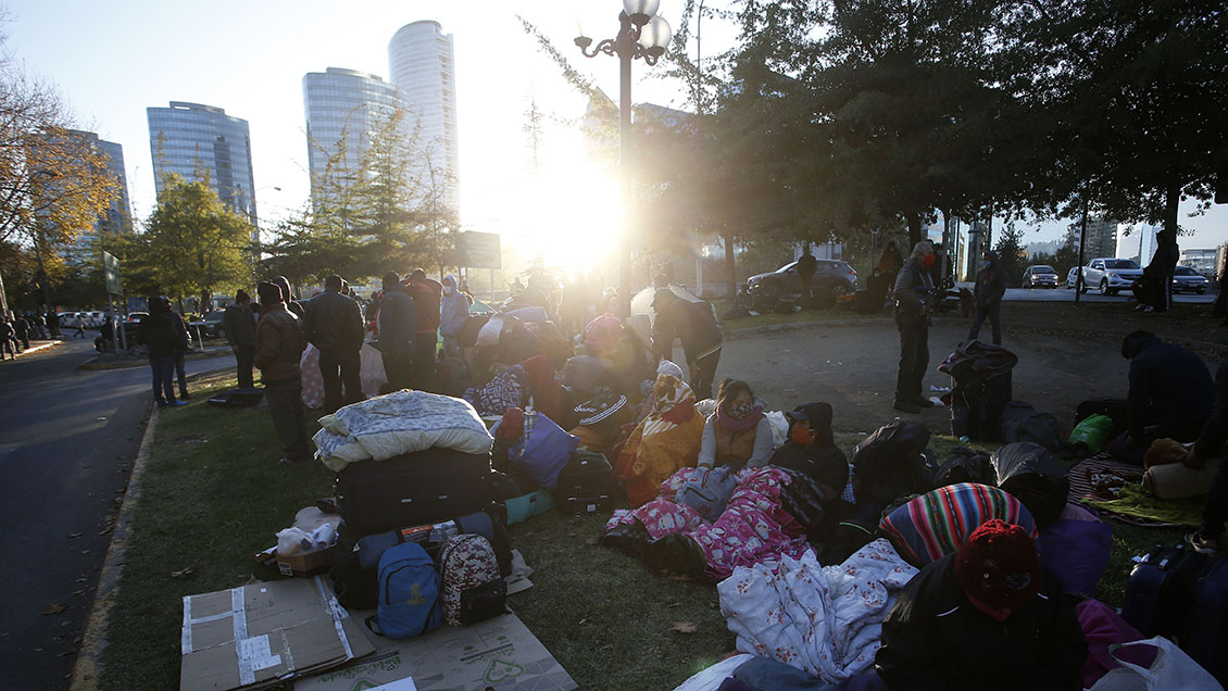 Alcaldesa Matthei le pide a presidenta de Bolivia que deje regresar a sus compatriotas