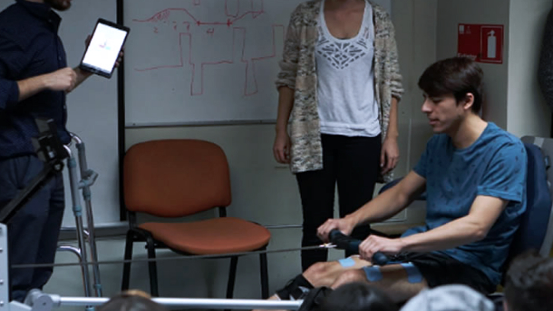 Telerehabilitación: TrainFES modificó atención para ayudar a personas con parálisis en cuarentena