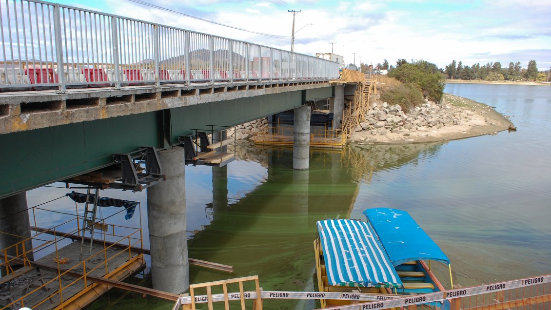 Autoridades fiscalizan reparaciones a puentes de Las Cabras y Peumo