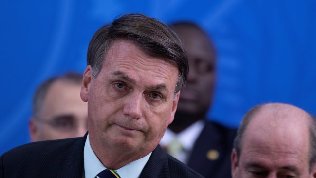 Bolsonaro llama 