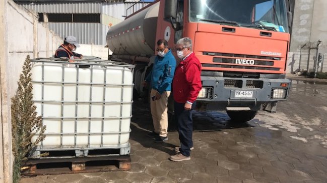 Región de Coquimbo: Choferes recibieron cuatro mil litros de desinfectante para sus colectivos