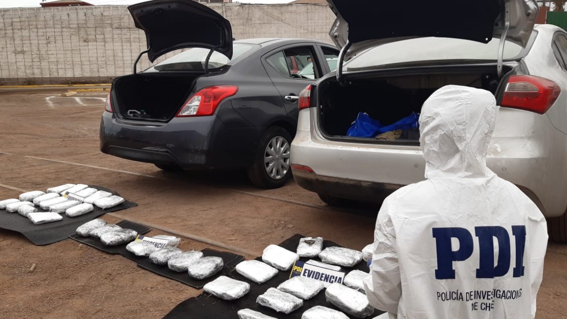PDI detuvo en Antofagasta a dos hombres acusados de transportar más de 120 millones de pesos en drogas