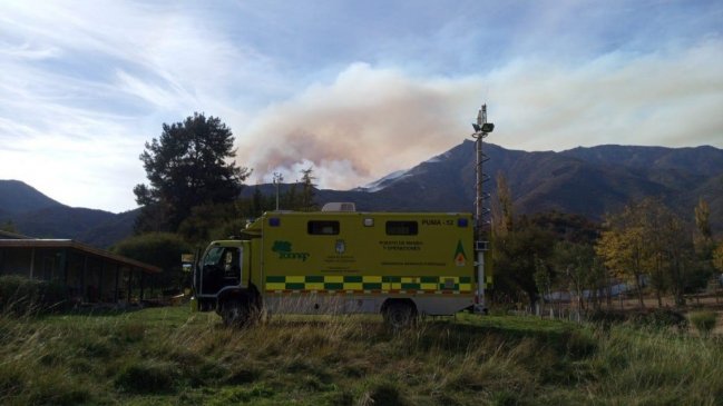 Incendio forestal mantiene en alerta roja a la provincia de Marga-Marga