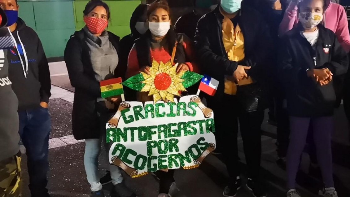 Casi un centenar de bolivianos regresó a su país tras cumplir la cuarentena en Antofagasta