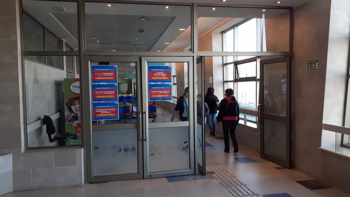 Policlínico del hospital de Puerto Montt continúa reprogramación de horas por emergencia Covid-19