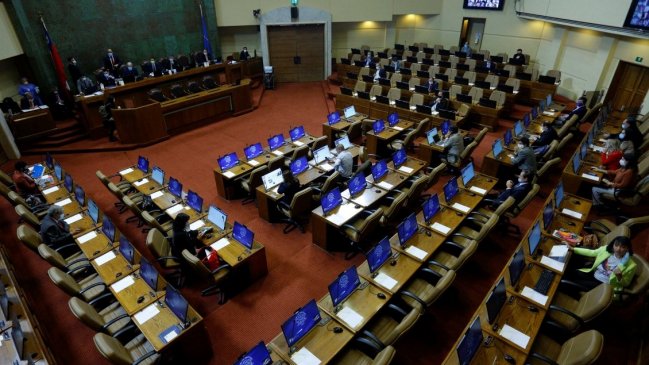 Cámara Baja aprobó informe de Comisión Mixta sobre rebaja de dieta parlamentaria