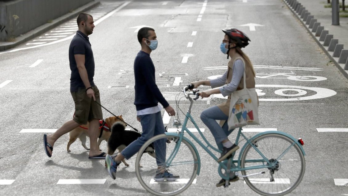 Número de fallecidos diarios en España por Covid-19 llegó a su nivel más bajo desde el 18 de marzo