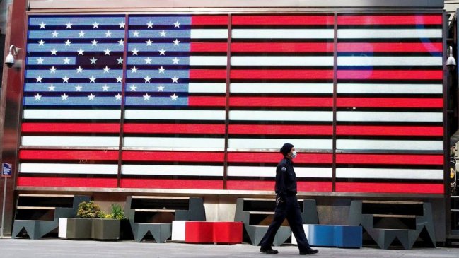 EEUU, con 1,3 millones de casos y 80.000 muertos, sigue culpando a China por la Covid-19