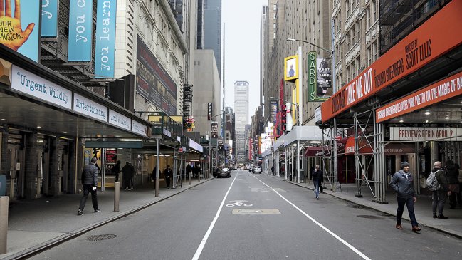 Broadway mantiene cerradas sus puertas hasta septiembre