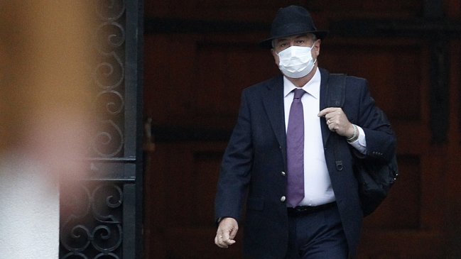 Vicepresidente del Senado pide que Mañalich aclare si la pandemia 