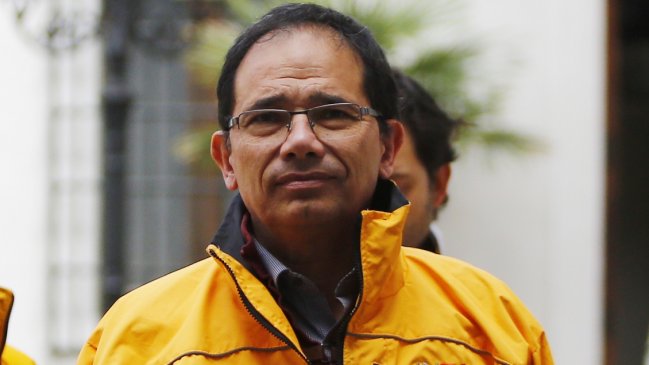 Ex ministros y personalidades ligadas a los DD.HH. respaldaron a Sergio Micco