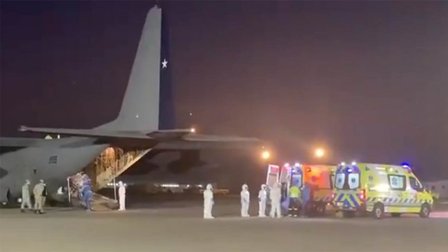 Crisis sanitaria: Comienzan los traslados aéreos de pacientes desde Santiago a regiones
