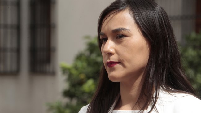 Gobierno a Izkia Siches: No es momento 