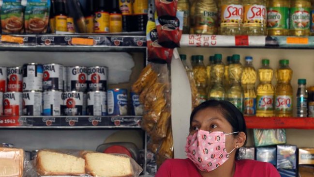 Perú interviene los mercados al descubrir cientos de vendedores con Covid-19