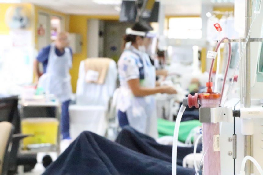 San Felipe: Médico con Covid-19 obliga a cuarentena de 29 funcionarios del hospital