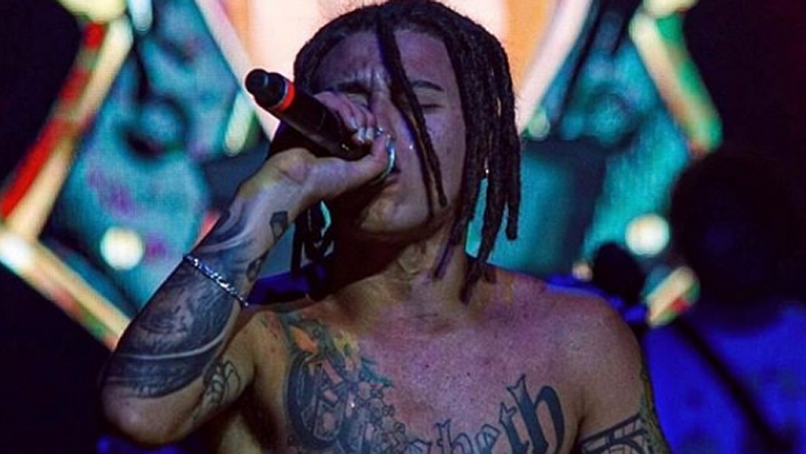 Pablo Chill-E fue detenido por no respetar el toque de queda